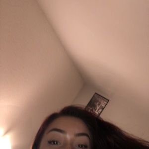 Meet your Posher, Ella